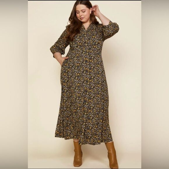 Skies Are Blue Dresses & Skirts - Skies are Blue Angelina long sleeve midi dress 3X